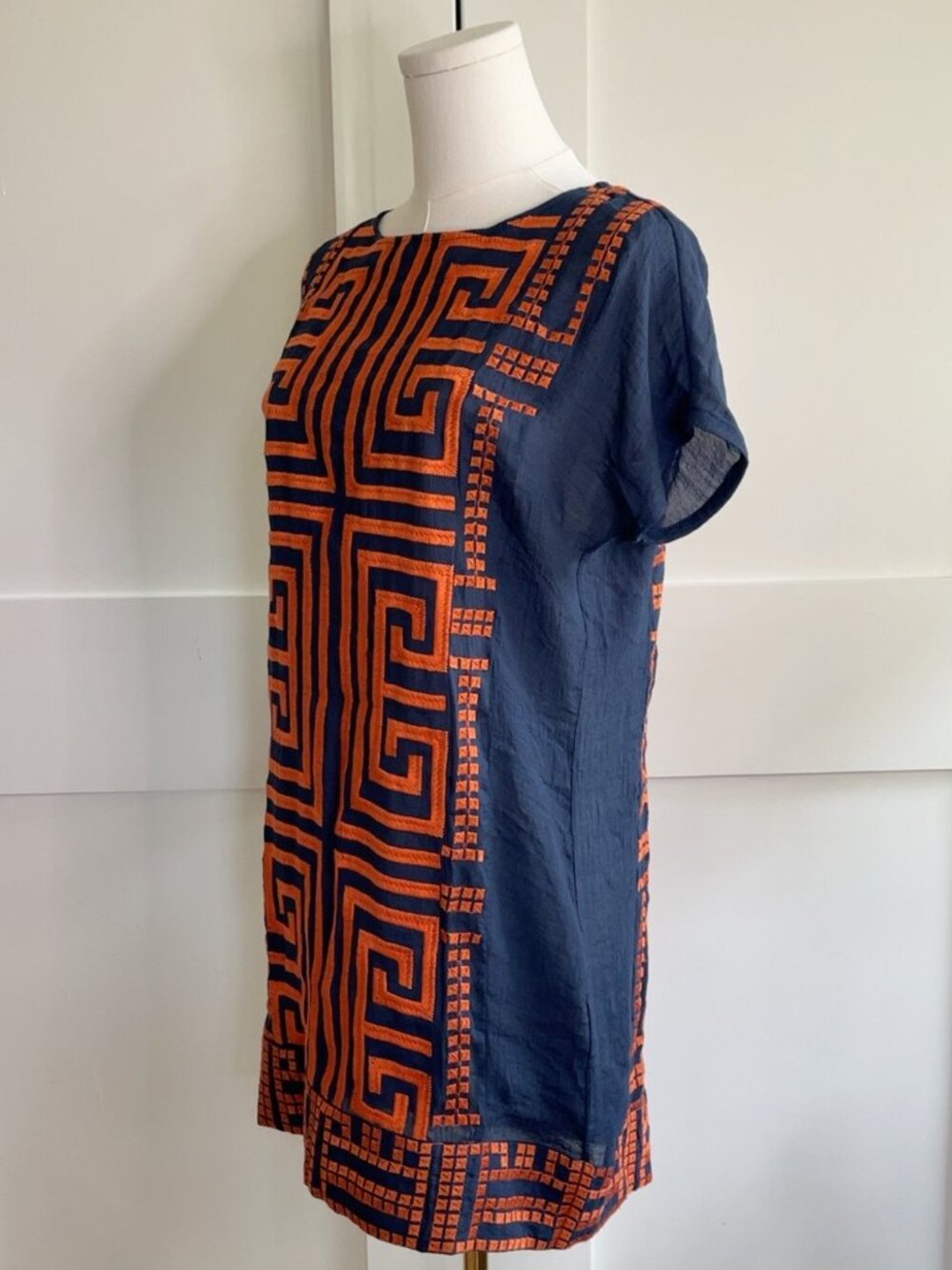 THML Navy and Orange Embroidered Geometric Shift Mini Dress XS